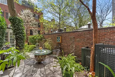 90 Mount Vernon St, Boston, MA 02108 - Photo 2