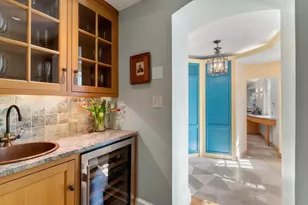 90 Mt Vernon St, Boston, MA 02108 - Photo 18