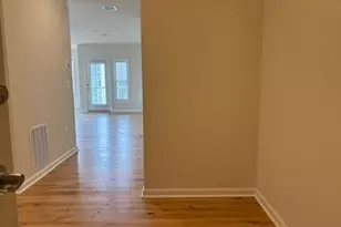 4 Stratton Dr, Woburn, MA 01801 - Photo 8