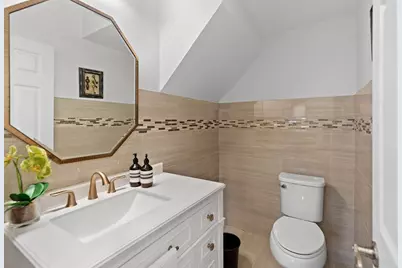 201 Adams St, Dedham, MA 02026 - Photo 18