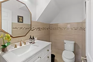 201 Adams St, Dedham, MA 02026 - Photo 18