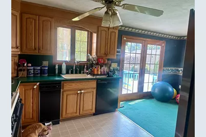 32 Hampden Ave, Brockton, MA 02301 - Photo 2