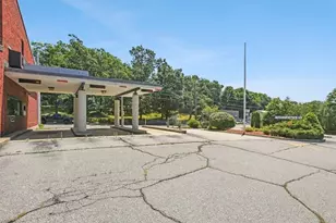 1 N Main St, Webster, MA 01570 - Photo 30