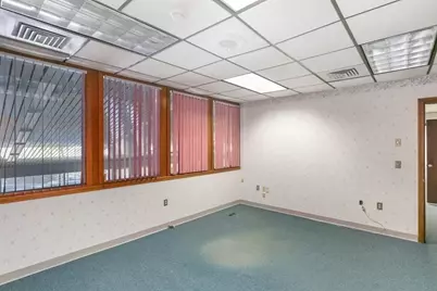 1 N Main St, Webster, MA 01570 - Photo 28