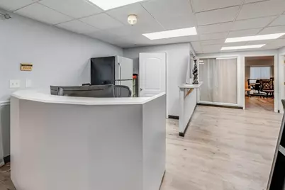 1 Elm Square #L91, Andover, MA 01810 - Photo 4