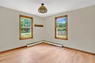 36 County Rd, Holyoke, MA 01040 - Photo 16