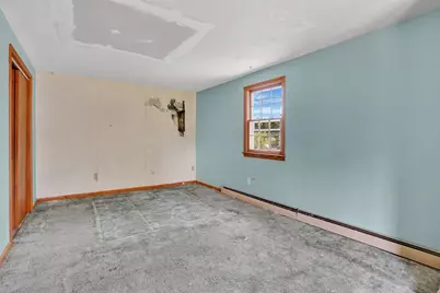 36 County Rd, Holyoke, MA 01040 - Photo 18