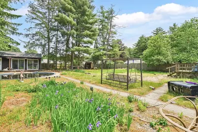 36 County Rd, Holyoke, MA 01040 - Photo 32