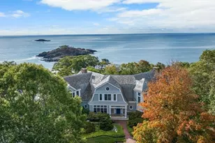239 Summer, Manchester by the Sea, MA 01944 - Photo 16