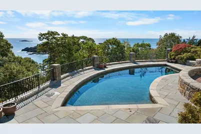 239 Summer, Manchester by the Sea, MA 01944 - Photo 4