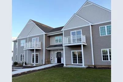 4 S Spooner St #8, Plymouth, MA 02360 - Photo 4