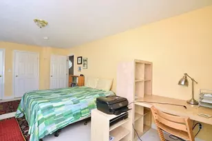 18 D St, Hull, MA 02045 - Photo 12