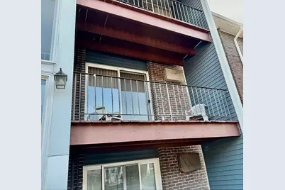 7 Woodcrest Court #4, Weymouth, MA 02190 - Photo 2