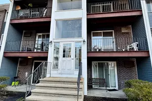 7 Woodcrest Ct, Weymouth, MA 02190 - Photo 1