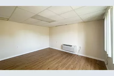 5 Mark Ln, Barnstable, MA 02601 - Photo 2