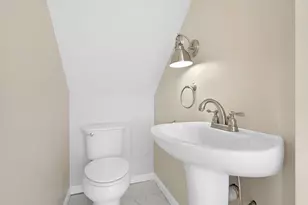 736 Sconticut Rd, Fairhaven, MA 02719 - Photo 16