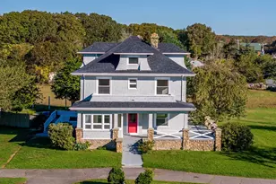 736 Sconticut Rd, Fairhaven, MA 02719 - Photo 2