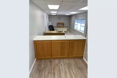 3 Pershing St, Fitchburg, MA 01420 - Photo 2