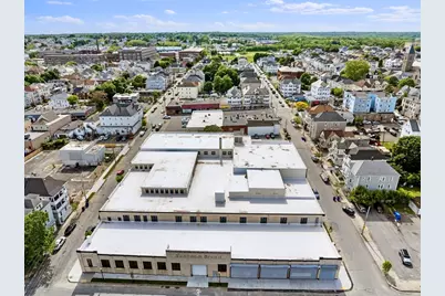 229-241 Coffin Ave #2R, New Bedford, MA 02746 - Photo 2