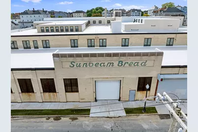 229-241 Coffin Ave #2R, New Bedford, MA 02746 - Photo 32