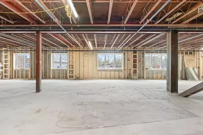 385 Pleasant St, Watertown, MA 02472 - Photo 4