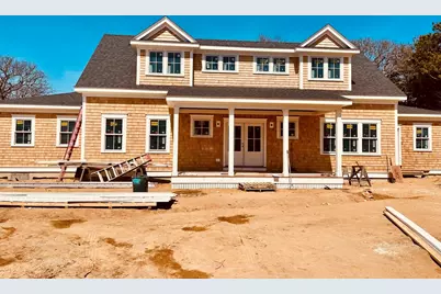 7 Martha's Way, Edgartown, MA 02539 - Photo 2