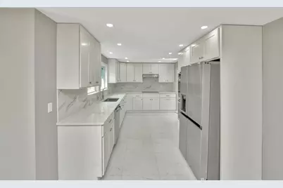 87 Summer St, Abington, MA 02351 - Photo 4