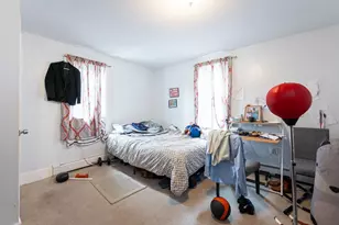 8 Everett St, Somerville, MA 02143 - Photo 32
