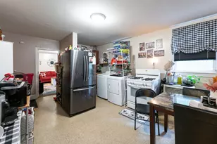 8 Everett St, Somerville, MA 02143 - Photo 18