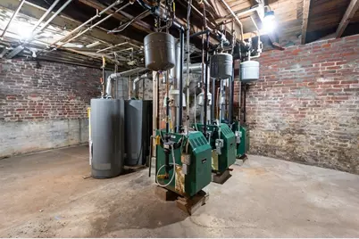 8 Everett St, Somerville, MA 02143 - Photo 38