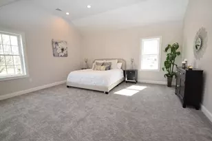 5 Clarendon Cir, Holbrook, MA 02343 - Photo 16
