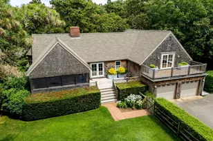 28 Marthas Rd, Edgartown, MA 02539 - Photo 1