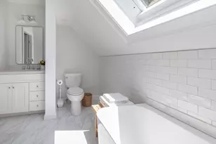 28 Marthas Rd, Edgartown, MA 02539 - Photo 20