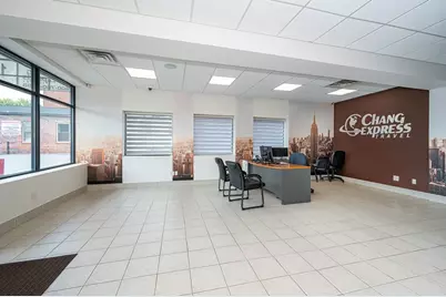 183 Appleton St, Lowell, MA 01852 - Photo 4