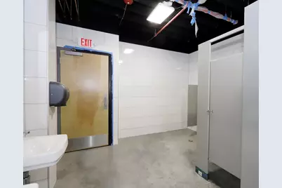 229-241 Coffin Ave #CB4, New Bedford, MA 02746 - Photo 10