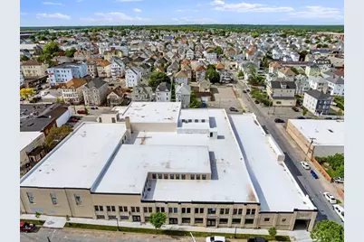 229-241 Coffin Ave #CB4, New Bedford, MA 02746 - Photo 18