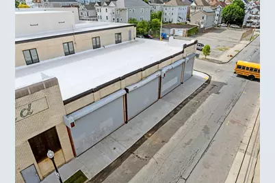 229-241 Coffin Ave #CB4, New Bedford, MA 02746 - Photo 20