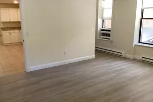 566 Commonwealth Ave, Boston, MA 02215 - Photo 8