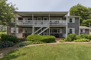 124 Skiff Ave, Tisbury, MA 02568 - Photo 2