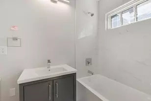 8 Crystal St, Melrose, MA 02176 - Photo 12