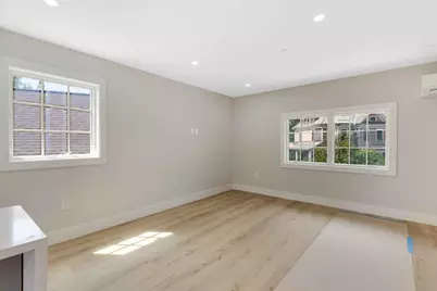 8 Crystal Street #3, Melrose, MA 02176 - Photo 8