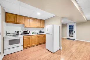 31 Acrebrook Rd, Springfield, MA 01129 - Photo 38