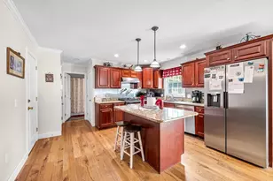 31 Acrebrook Rd, Springfield, MA 01129 - Photo 8