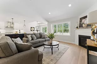 18 Nicols Wy, Easthampton, MA 01027 - Photo 4