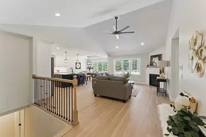 18 Nicols Way #18, Easthampton, MA 01027 - Photo 2