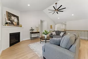 18 Nicols Wy, Easthampton, MA 01027 - Photo 6