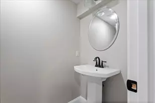 19 Nicols Wy, Easthampton, MA 01027 - Photo 22