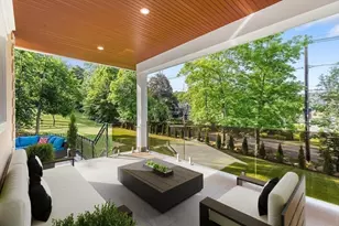 58 Chestnut St, Lynnfield, MA 01940 - Photo 12