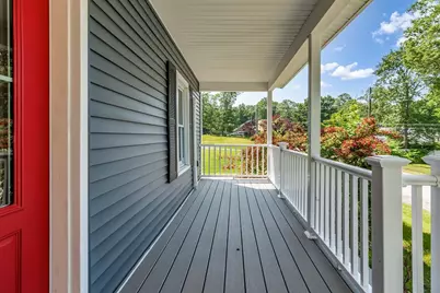 24 Jefferson St, Derry, NH 03038 - Photo 4