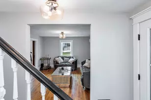 24 Jefferson St, Derry, NH 03038 - Photo 26